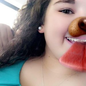 Meet your Posher, Makila